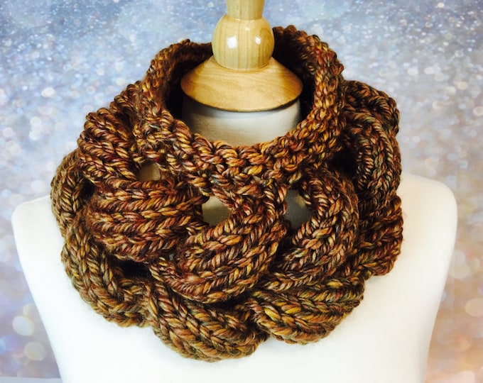 Outlander Inspired Hand Knit Cowl Scarf Snood Loop Circle - Etsy Canada