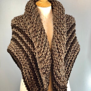 Outlander Claire's Shawl, Triangle Wrap Scarf for Women, Shoulder ...