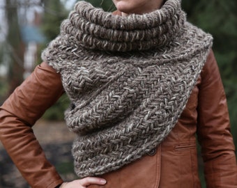 Post apocalyptic huntress cowl for women, archer vest, shawl in light brown, Katniss Fan Gift, gift for her, girlfriend