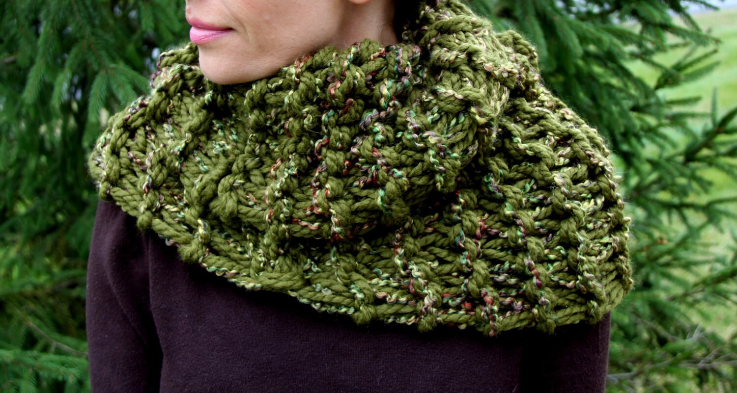 Outlander Cowl, Hand Knit Infinity Scarf for Women, Chunky Neck Warmer ...