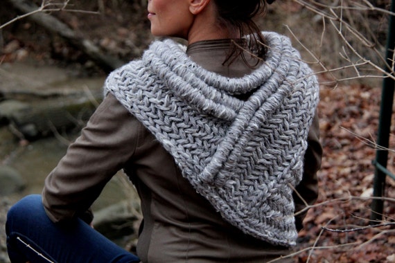 Archer Cowl Huntress Sweater Vest for 