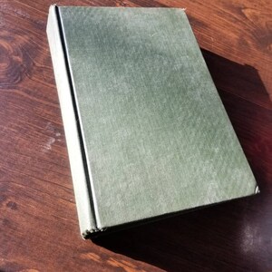Vintage &#39;The Dickens Digest&#39; Condensed for the Modern Reader p. 1943