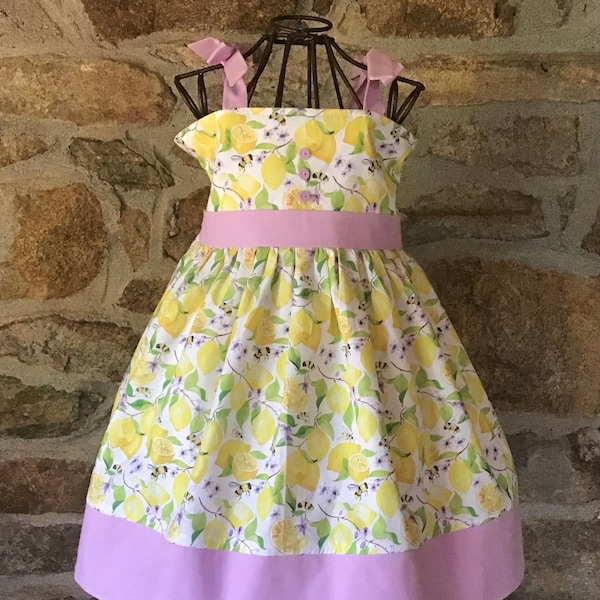 Girls lemon dress, baby lemon dress, Summer dress, sundress, bee dress, yellow dress,