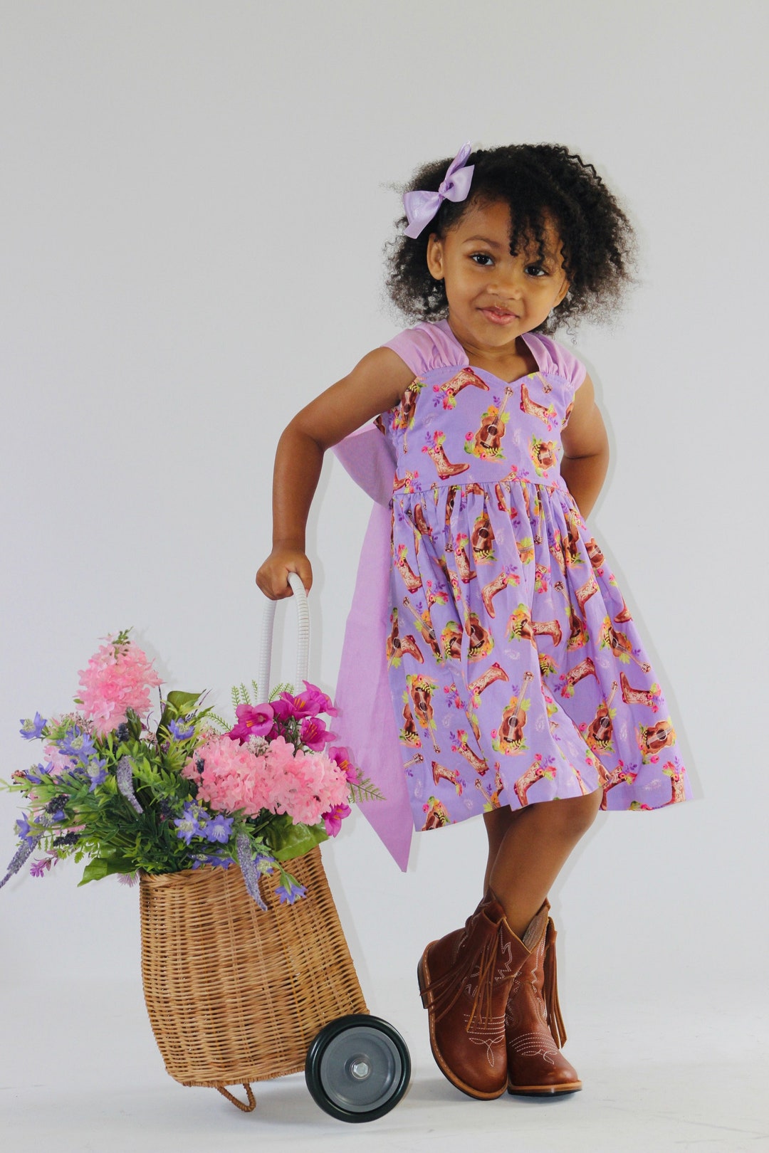 purple dress with boots What Color Shoes To Wear With A Lavender Dress: 22 Cute Looks!