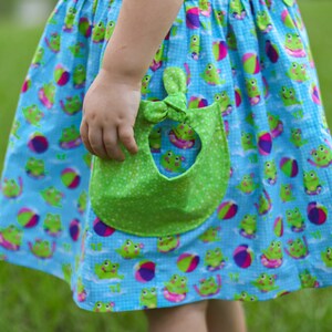 Girls Frog Dress, Summer dress, Summer outfit, green dress, Girls Sundress, Pocket dress image 5