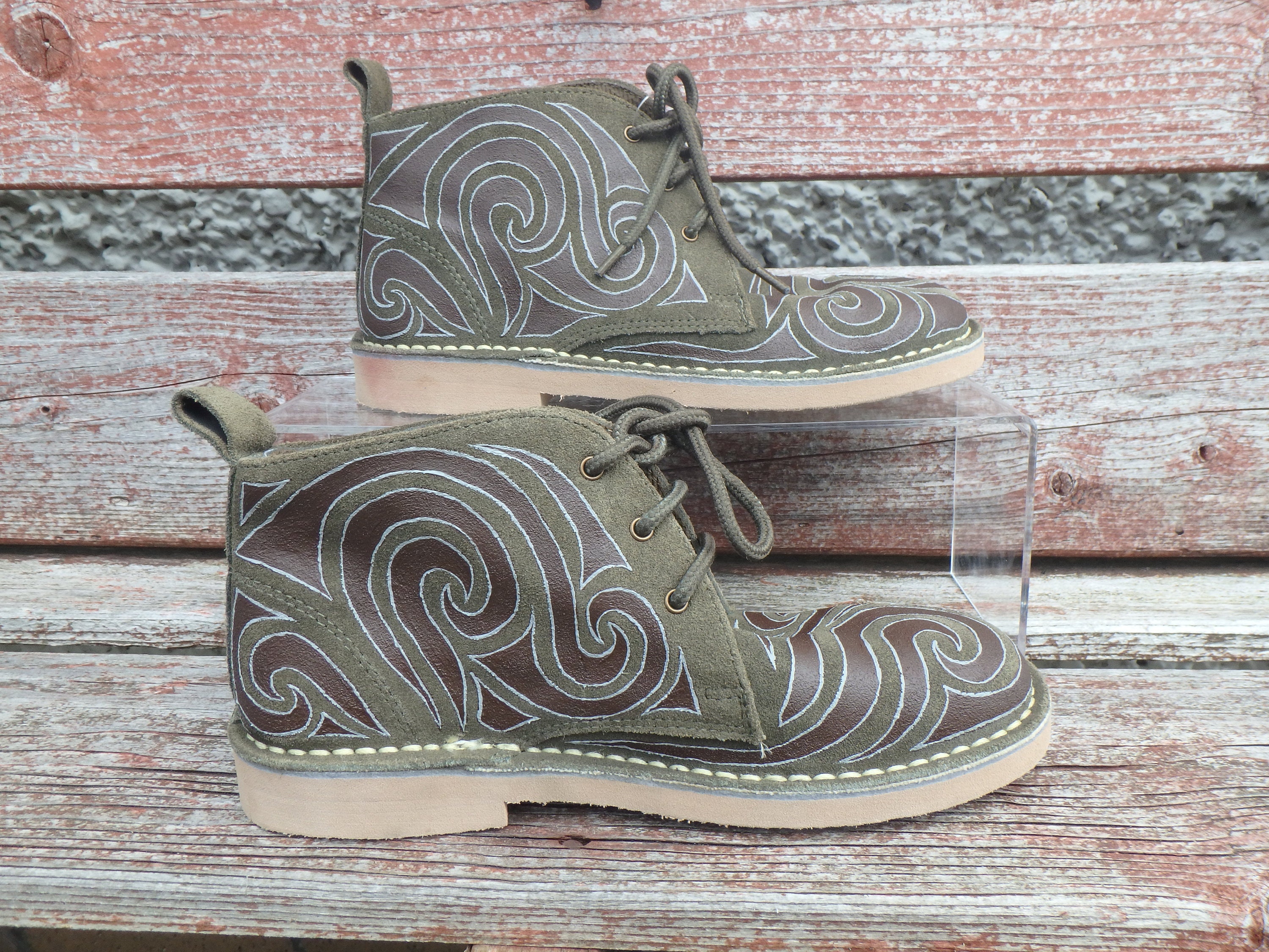 womens desert boots size 5