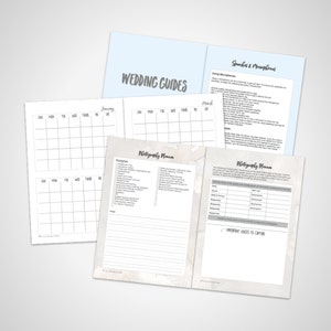 Pu&ograve; includere: Una guida per la pianificazione del matrimonio con un calendario, una lista di controllo e un piano fotografico. La guida ha una copertina blu chiaro con il testo "Wedding Guides" in grigio.