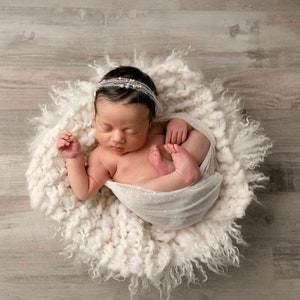 Natural Undyed Ivory Handspun Merino Wool Bump Blanket knit newborn photography prop layer cream off white ecru neutral baby boy girl