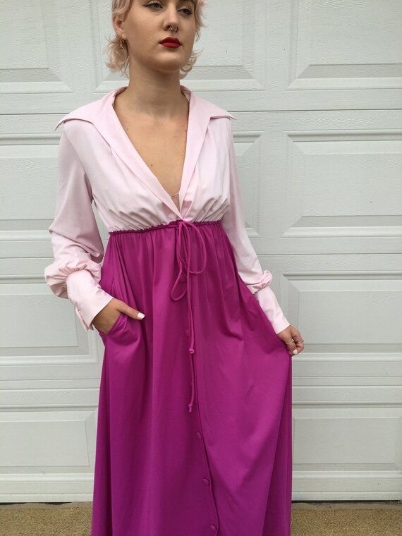 Vanity fair lounge wear/ size large /