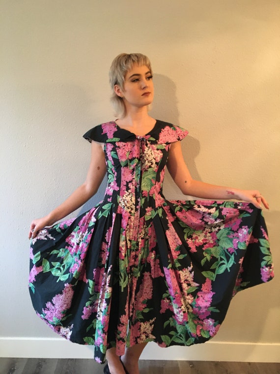 Floral dress /cotton dress / full circle