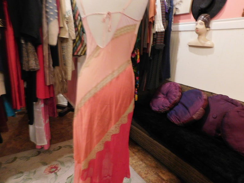 Vintage slip size small satin