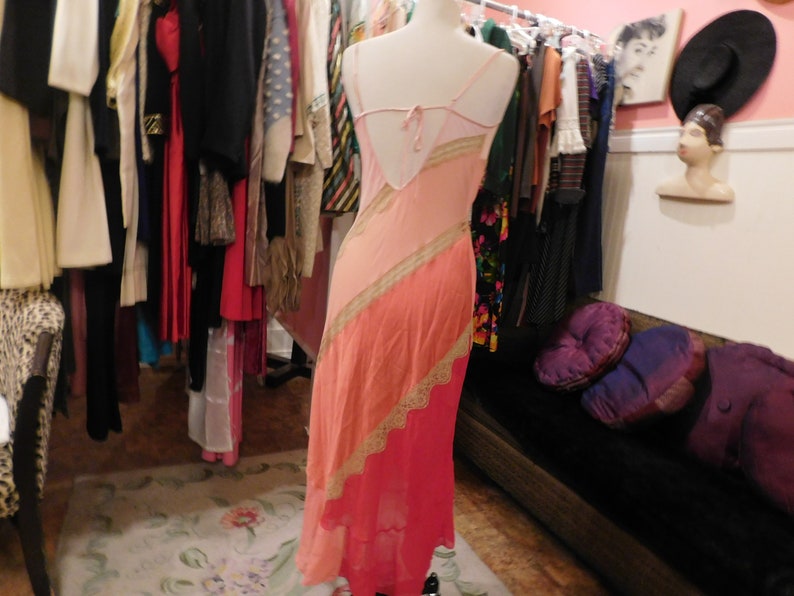 Vintage slip size small satin