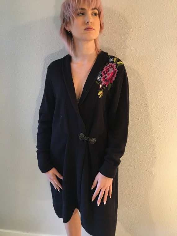 Vintage sweater size plus needle point