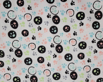 Animal Paws Circles Snuggle Flannel Fabric (1 yard)