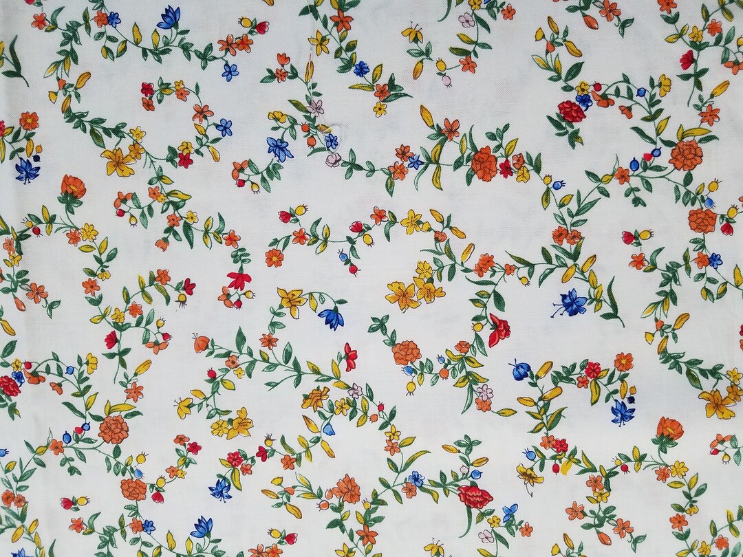 Off-White Floral Printed Cotton Fabric main image 1