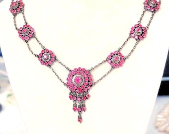 COLLAR de plata de ley con baño de oro y pasta de rubí, de estilo georgiano a victoriano