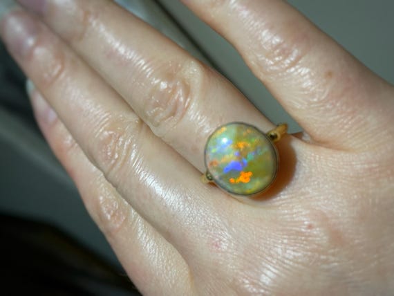 18k gold Australian Opal ring semiblack opal ring unisex opal ring