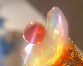 14k Mexican Contraluz Opal Fire opal pendant  with chain October birthstone modernist opal pendant mexican jelly opal