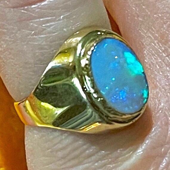 18k  semi black Opal Lightning Ridge Australian Op