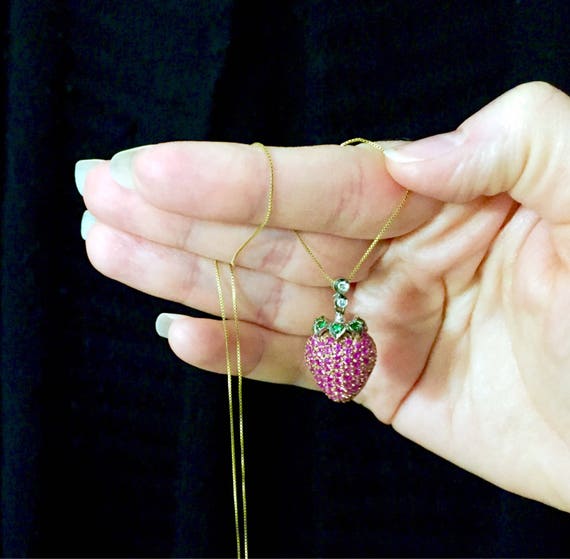 Rare Large Solid 14k gold Realistic Strawberry Pe… - image 3