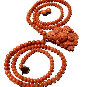 Victorian 30&quot; 44g  natural SALMON coral carved pendant necklace