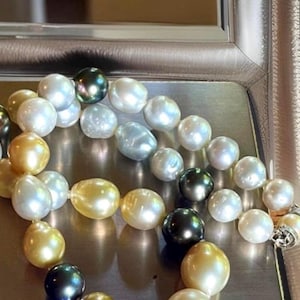 South Sea pearls necklace 14k gold clasp pearl