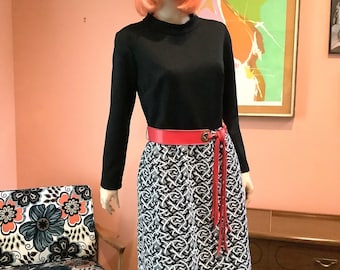 70s Mod Dress,Sz Geometric Print, Faux Leather Belt