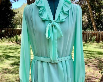 70’s Dress,Sz 10, by HENRY LEE,Lime Green Ruffle Collar Dress