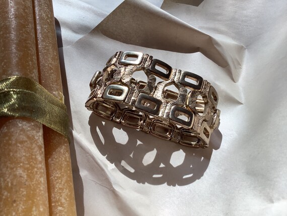 Vintage 70’s Goldtone Stretch Bracelet,60’s Costu… - image 1