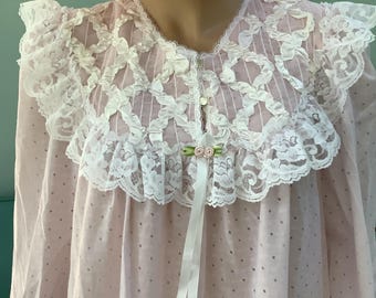 80’s Ruffled Lace Nightgown,Sz M,KOMAR , Vintage Pink Long Sleeve Nightgown