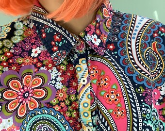 Vintage PAPPAGALLO Size L, Paisley Cotton Long Sleeve Blouse