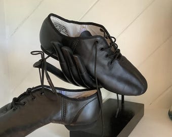 Capezio Black Leather Jazz Dance Shoes Size 6.5M, E-Series Lace Up