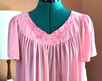 Women’s Nylon Nightgowns,Sz M,Coral Pink Maxie Nite Gown by MISS ELAINE Classics