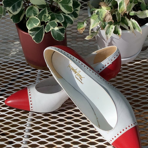 spectator pumps black white