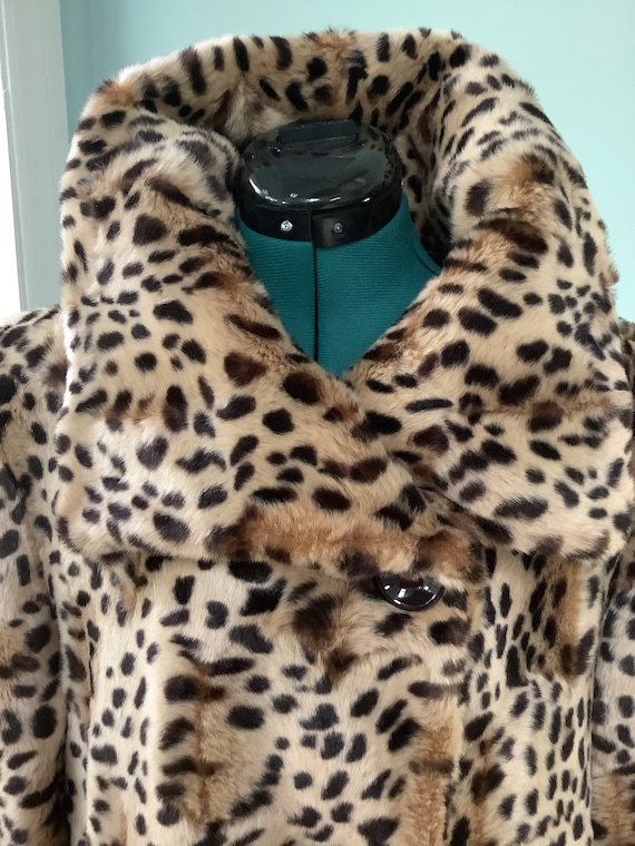 Vtg.faux Leopard Coat ,sz L,”INCOGNITO” Swing Car Coat, 80's