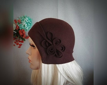 Brown. Cloche. Hat. Wool. Felt. 1920s. 1940s. Vintage. Style. Bowler. Black. Teal.