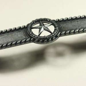 Western Style Star With Barbed Wire Pull - Antique Silver