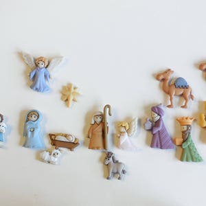 18 Piece Nativity Button Set