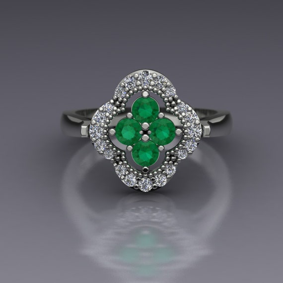 Emerald clover shop ring