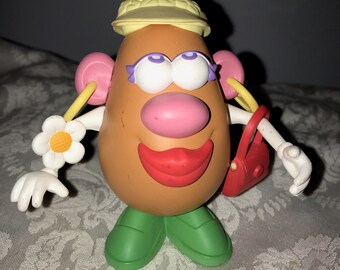 Vintage Hallmark Mrs. Potato Head Holiday Ornament 1998 EC