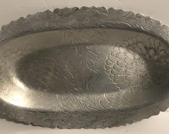 Vintage Mid Century Aluminum Oval Serving Tray Floral Etched Very Good Condition