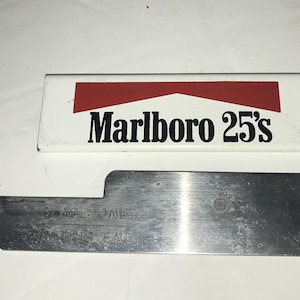 Vintage Rare Marlboro 25's Utility Knife Box Cutter Excellent Condition 1980's