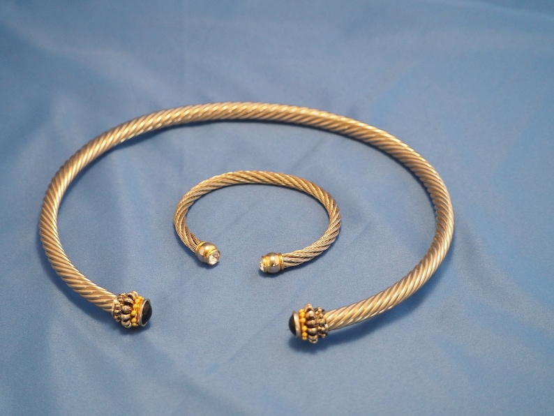 Necklace and Bracelet Set