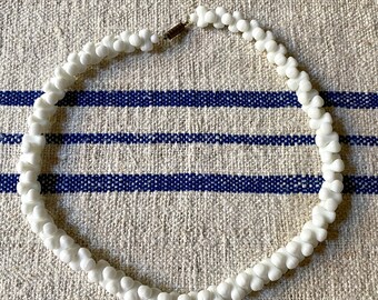 Rare White Mother of Pearl MOP Shell Hand carved Bamboo Ring Hoop 38 mm One Piece C5648