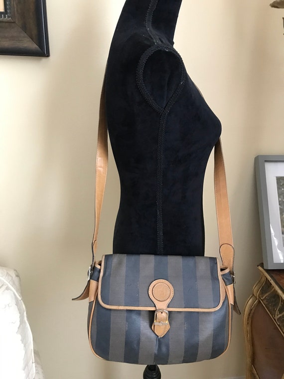 Vintage Fendi Cross/ Messenger / Shoulder bag