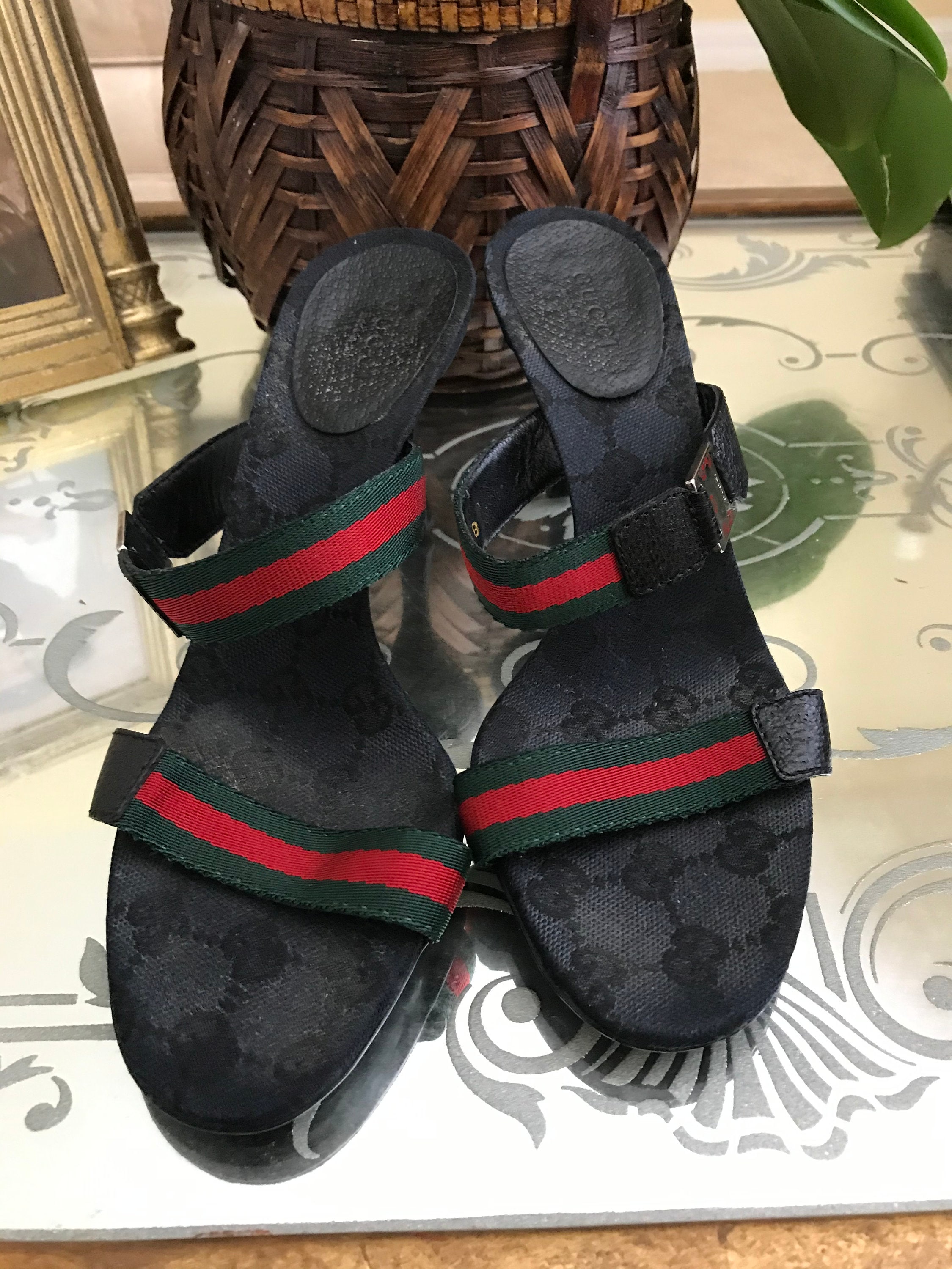 Authentic Vintage Black Gucci Green and Red Strap Sandal- Size 6 1