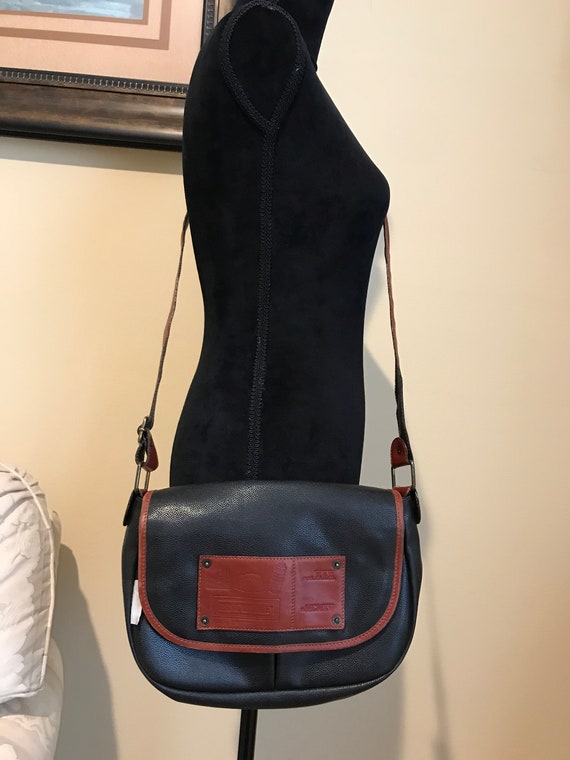 Vintage Fendissime 80's ladies shoulder bag. - image 1