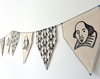 Shakespeare bunting. Hanging garland. Wall decoration. Shakespeare gift. Handmade. Linocut design. Home decor.