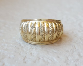 Vintage Wide Band Cigar Band Ring in 14k Yellow Gold Size 5