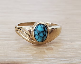 Vintage Turquoise Bezel Ring in Yellow Gold | Vintage Turquoise Turquois Band | Stacking Fashion Ring